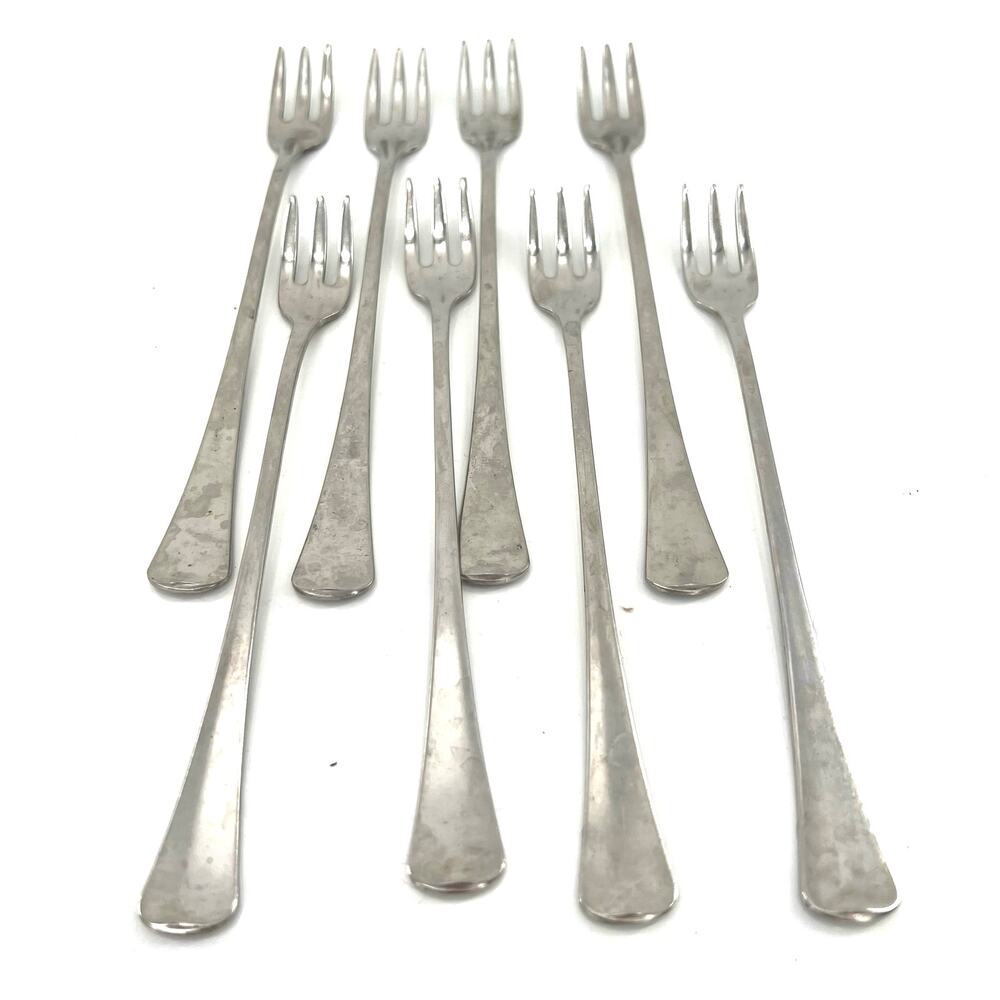8 Oneida seafood long stem forks